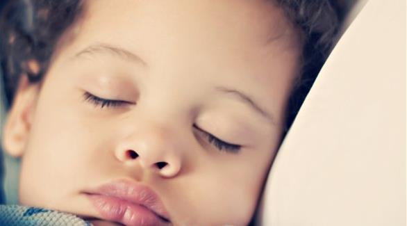 هل يسبب نقص الحديد مشاكل نوم للطفل 