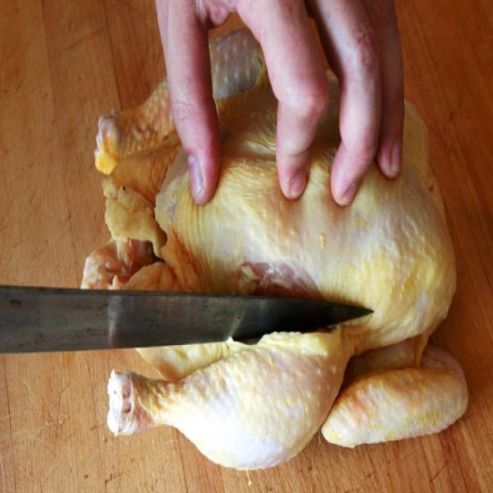 فوائد عدم إزالة جلد الدجاج