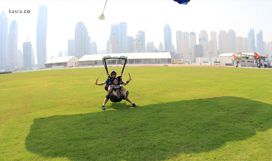 Skydive Dubai landing