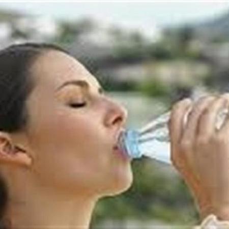 5 نصائح لتقليل الإحساس بالعطش أثناء الصيام