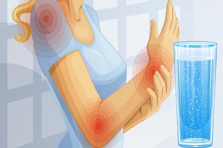 8 إشارات لتعرفوا إذا كان جسمكم ينقصه الماءلا تتجاهلوها ! 