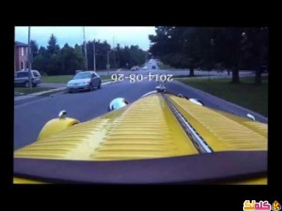 فيديو سيارة بوجاتي نادرة تصدم من قبل سيارة دودج