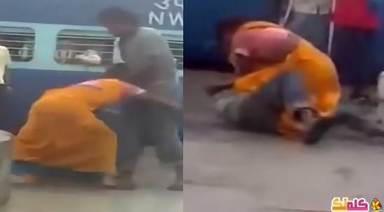 بالفيديو هندية تضرب متحرش على طريقة مصارعة WWE