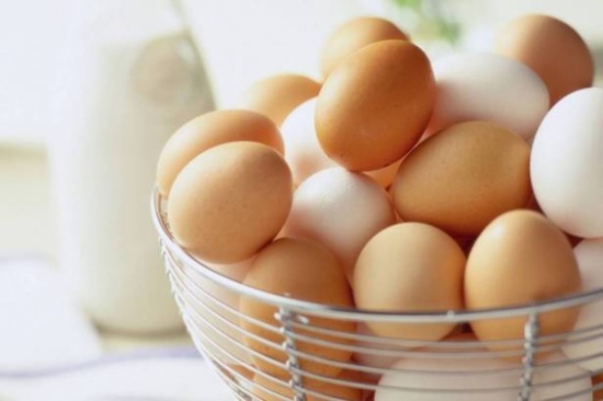 ماذا يحصل لو تناولت بيضة كل يوم 