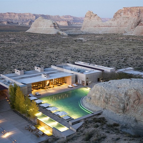 بالصور أجمل 5 فنادق في العالم وسط الصحراء لقضاء الكريسماس