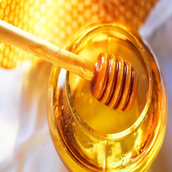 كيفية التعرف على جودة العسل 