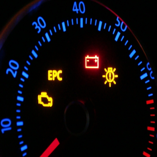 ما هو نظام EPC في السيارة وما أسباب إضاءة هذا الرمز في السيارة 