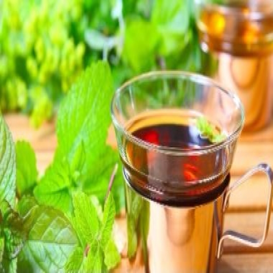 شرب الشاى يقلل من خطر الإصابة بالخرف 50 