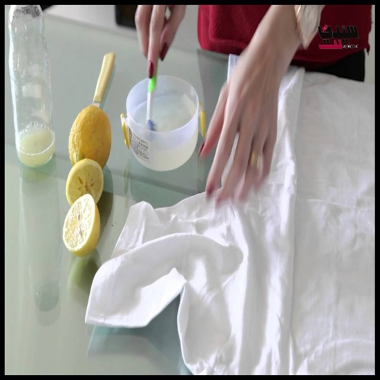 طريقة تنظيف وازالة البقع عن الملابس البيضاء