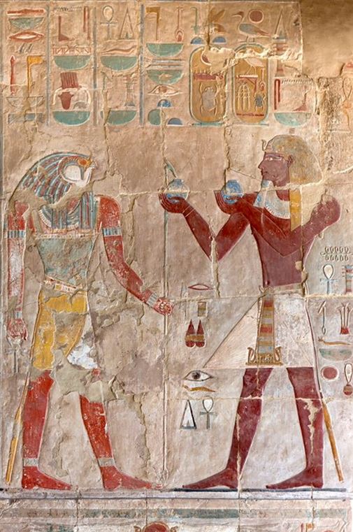 فرعون تحتمس الثالث وإله الشمس رع