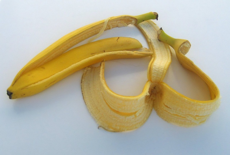 فوائد جمة ستفوتك لو لم تأكل قشور الموز 