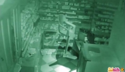 بالفيديو ظهور شبح على كاميرا مراقبة في مصر !