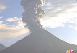 ثوران قوى لبركان من الأكثر نشاطا فى المكسيك