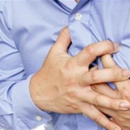 الإسعافات الأولية لمريض الجلطة القلبية
