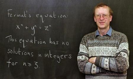 أندرو ويلز بنسبة ذكاء 170 درجة توصل لحل أصعب معضلة رياضيات في التاريخ!