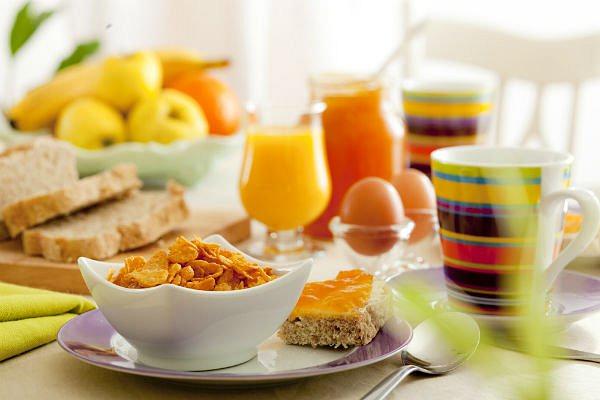 تناول الدهون في وجبة الإفطار يصيب بـ5 أمراض