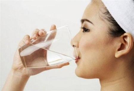 ماذا يحصل لك عند شرب 3 ليتر من الماء يوميًا؟!