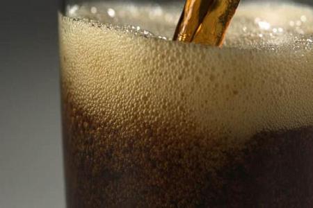 ماذا يحصل في جسمكم بعد 10 و20 و40 و60 دقيقة من شربكم الكولا؟! 
