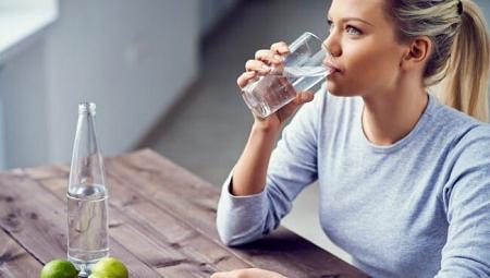 ماذا سيحصل لجسمك إن استبدلت جمع مشروباتك بـ الماء ؟