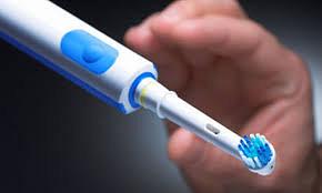 مميزات وعيوب فرشاة الأسنان الكهربائية