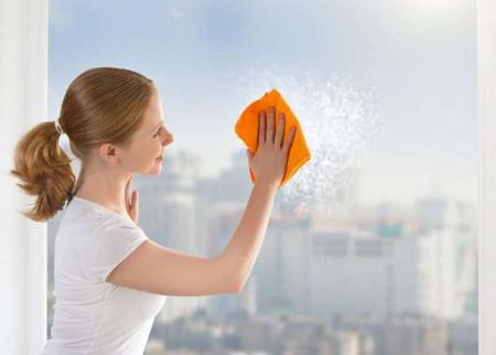 8 نصائح لنظافة النوافذ بشكل مستمر