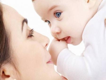 كيف تفهمين اللغة السرية لـ الأطفال الرضع؟!