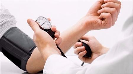 ارتفاع ضغط الدم قد يرجع إلى مشكلة هرمونية