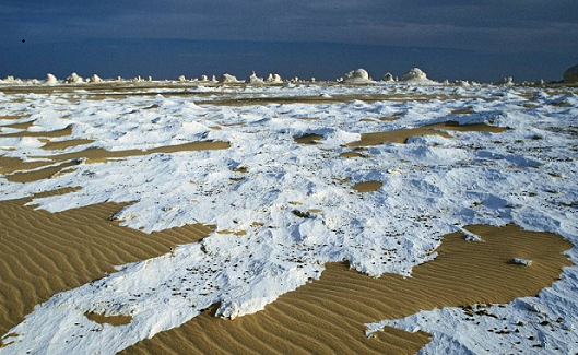 الصحراء البيضاء أغرب وأجمل الأماكن التي قد تراها في مصر