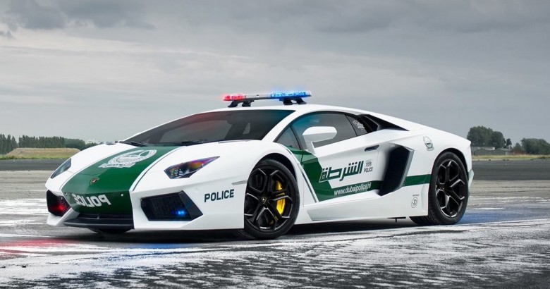 أكثر سيارات شرطة دبي فخامة في 2015