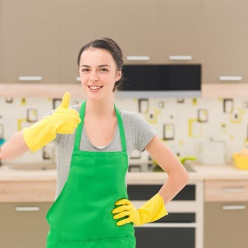 5 أطعمة تساعدك على تنظيف المنزل والتخلص من البقع الصعبة