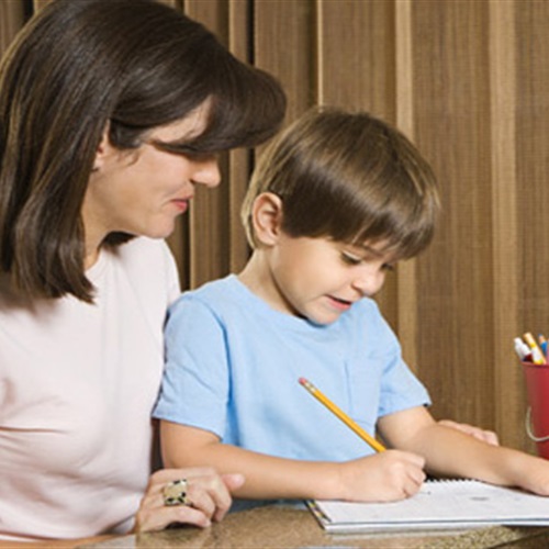 4 نصائح تساعد طفلك على التعلم والمذاكرة