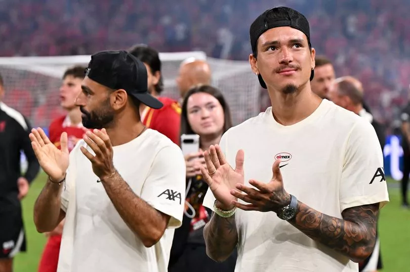 محمد صلاح يقترب من وداع ليفربول.. موسم الحسم يشعل مستقبل الفرعون 1 0 GettyImages 2227113768