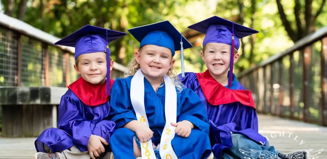 عبارات تخرج طفلي من الروضة 2026 تشعل الفرح في القلوب وتوثّق أول إنجاز دراسي 1 Kinder Grad Portraits Mansfield Elmer Oliver nature Center Lightly Photography 14