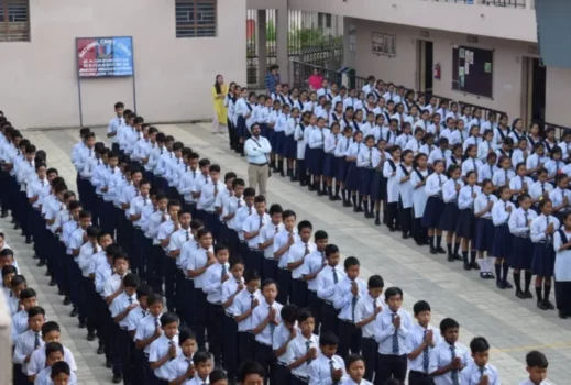 مقدمة عن الوطن إذاعة مدرسية قوية تشعل روح الانتماء في قلوب الطلاب 21 Morning Assembly 1024x691 1