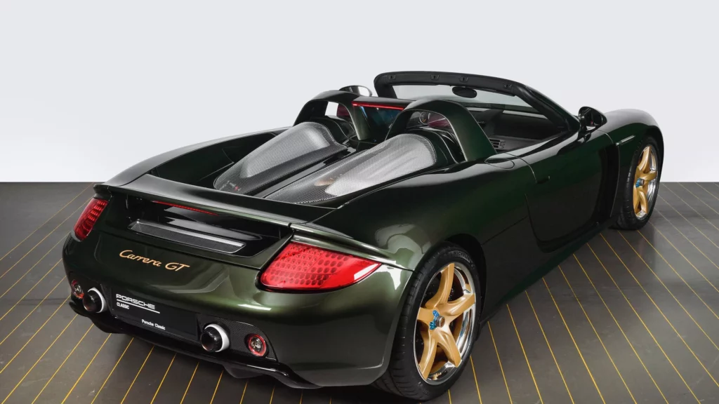 Porsche Carrera GT restored 7