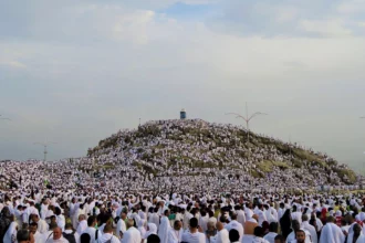 أفضل دعاء يوم عرفة مكتوب.. أدعية جامعة من السنة والقرآن 7 be60fe4de43f