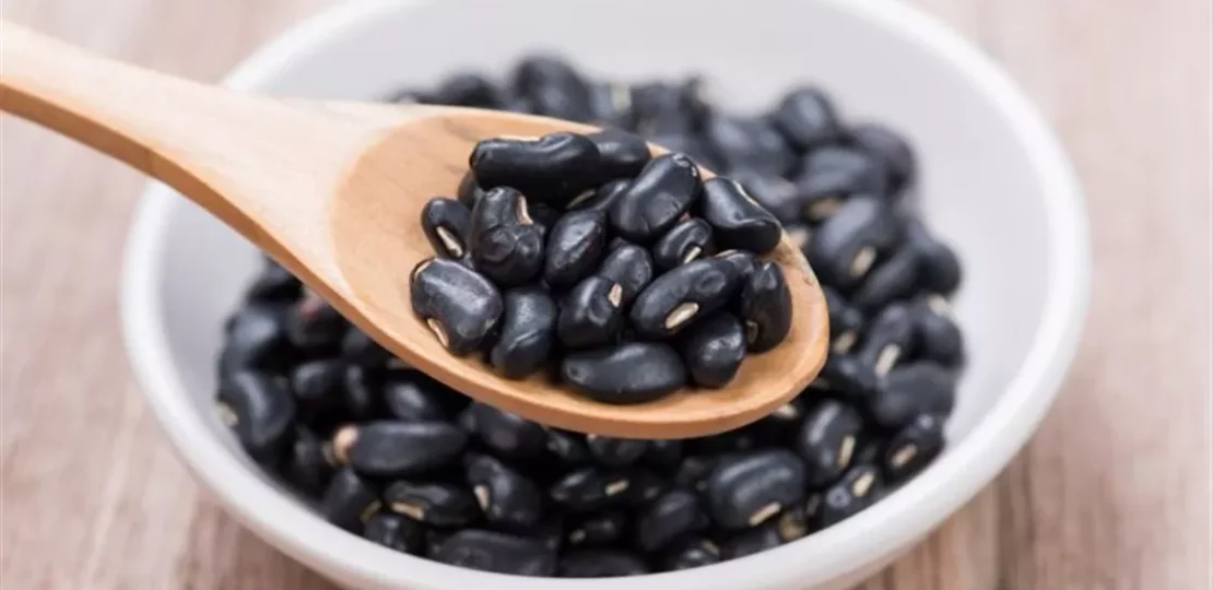 فوائد الفاصوليا السوداء ودورها في دعم الصحة والوقاية 1 black beans healthy food