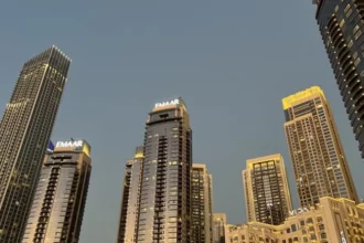 مشروع إعمار العقاري بدبي: ماذا يعني للمستثمرين وسوق الفخامة؟ 19 dubai luxury real estate development