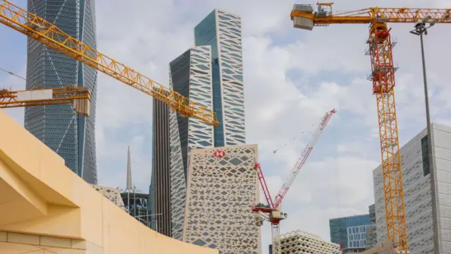 تملك الأجانب للعقارات في السعودية.. الشروط والخطوات النظامية 1 foreign real estate ownership saudi arabia