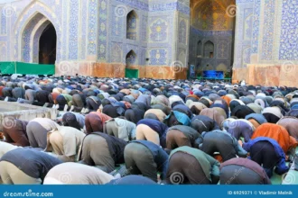 دعاء للأموات يوم الجمعة: أدعية بالرحمة والمغفرة ودخول الجنة 1 muslim friday mass prayer 6929371