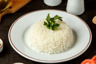 تحذيرات صحية من الأرز في بريطانيا بسبب مكونات غير معلنة 8 rice food safety warning