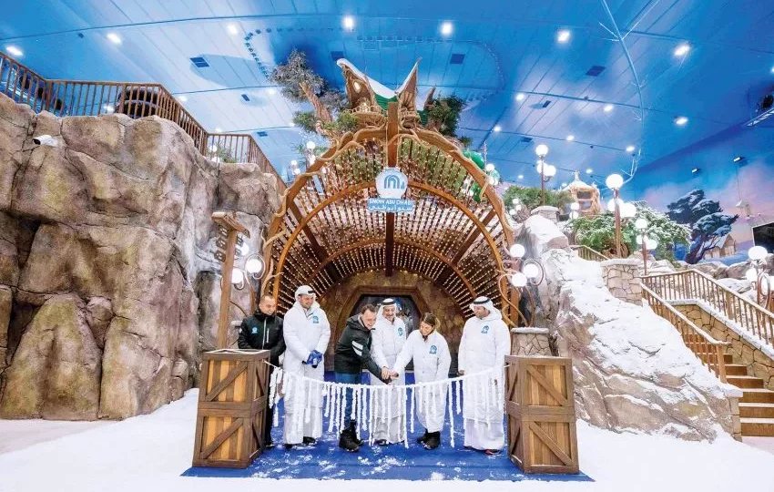 سنو أبوظبي: تجربة ثلجية داخلية تهزم حر الصيف في الريم مول 1 Snow Abu Dhabi indoor park