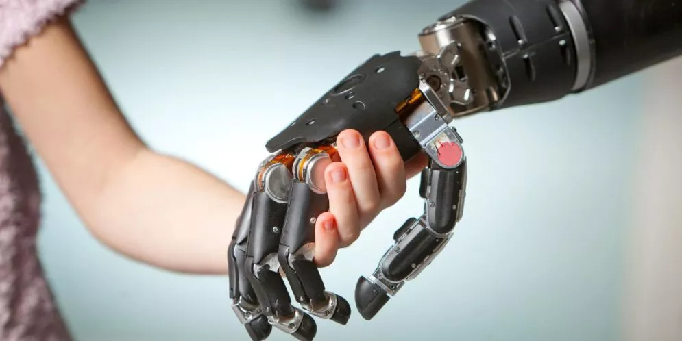 تقنيات أقرب للخيال العلمي تعيد الحركة لمن فقدوا أطرافهم 1 advanced prosthetics motion capture lab