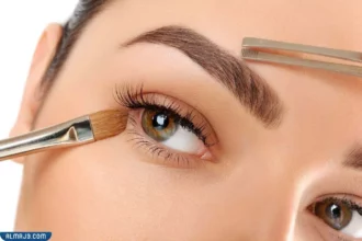 صبغ الحواجب في المنزل بخطوات آمنة لإطلالة ناعمة قبل العيد 13 eyebrow dye light brown