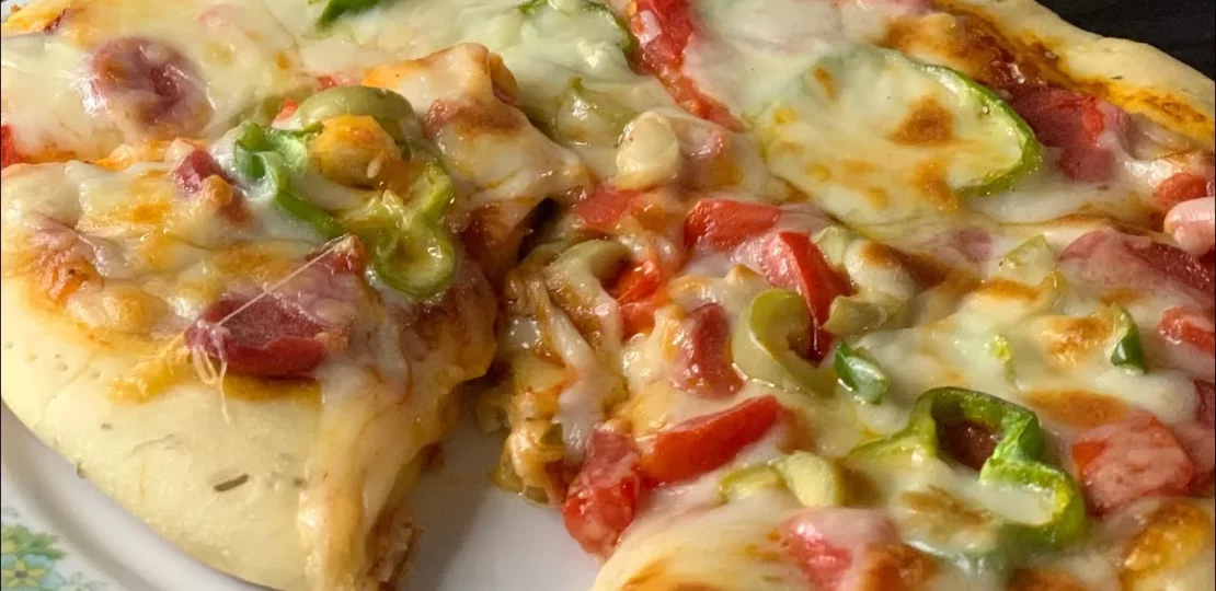 طريقة عمل البيتزا في البيت بنجاح من أول مرة وبمكونات اقتصادية 1 homemade pizza dough baking