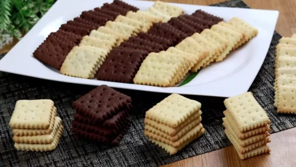 بسكويت الشاي المنزلي السريع بطعم ناعم ومكونات اقتصادية 4 homemade tea biscuits