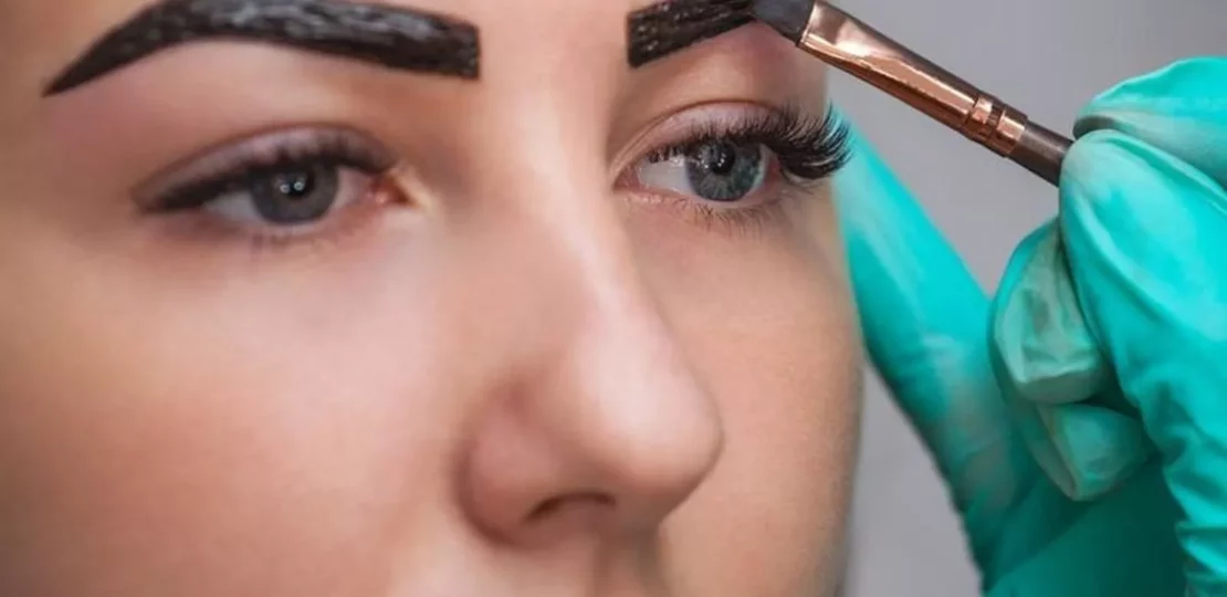 تاتو حواجب بالقهوة يمنحك لونًا طبيعيًا بدون صبغات 1 natural eyebrow tint coffee