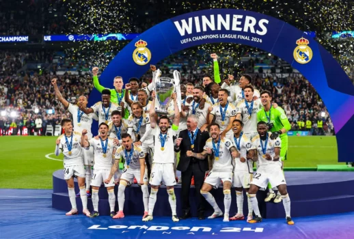 ريال مدريد يعزز وصافته بثنائية أمام فالنسيا 27 Real Madrid vs Valencia match celebration