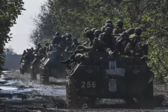 ترامب يلمّح إلى انفراجة قريبة في ملف الحرب الأوكرانية 8 Ukraine Russia peace talks