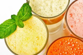 مشروبات دافئة تقوي المناعة وتحارب برد الشتاء طبيعيًا 15 warm winter immunity drinks